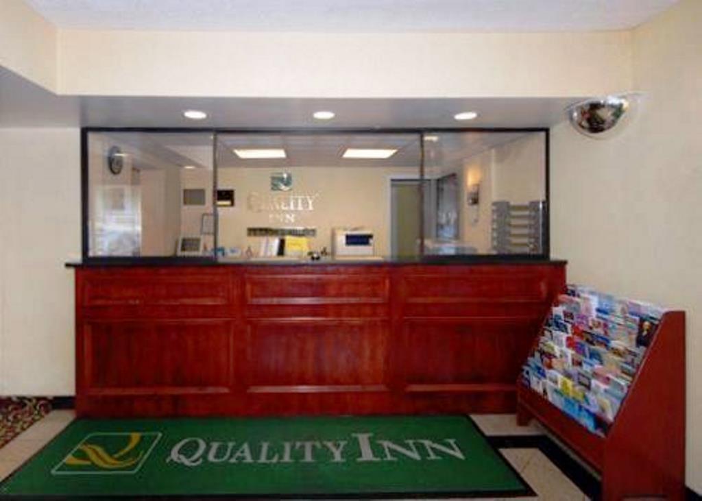 Quality Inn Takoma Park Esterno foto